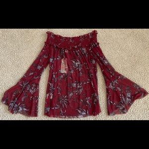 Off the Shoulder Shear Blouse